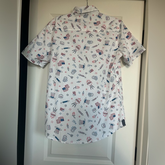 Free Planet Men’s Button Down - Picture 4 of 9